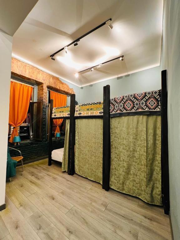 Eco Rooms Батуми Екстериор снимка